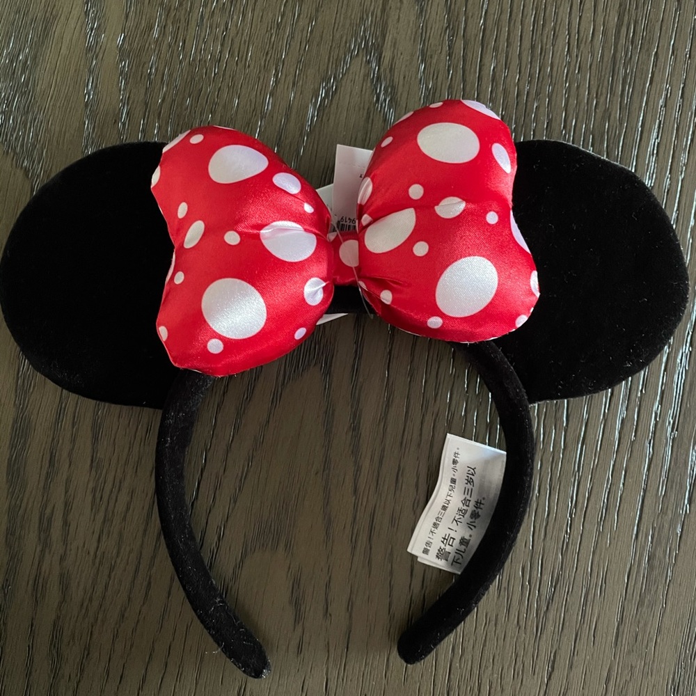 Disneyland Parks Minnie Mouse polka dot ears NEW
